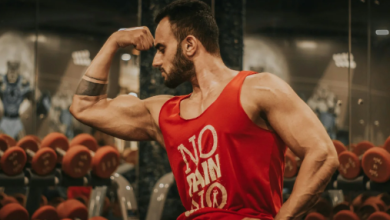 Build Insane Triceps by Doing Skull Crushers - Laz - Tymoff