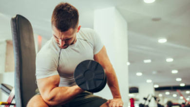 Build Insane Triceps by Doing Skull Crushers - Laz - Tymoff