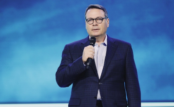 Pastor Chris Hodges
