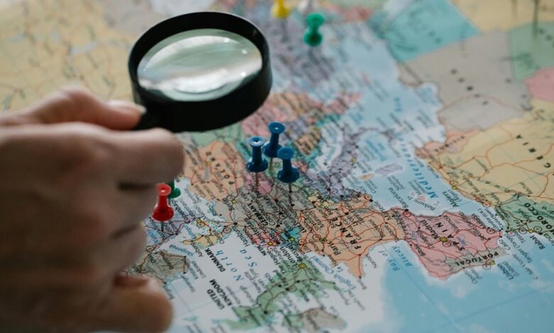 geographic location discovery hub