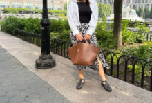 Women’s Leather Tote for Travel: A Practical Companion On the Go