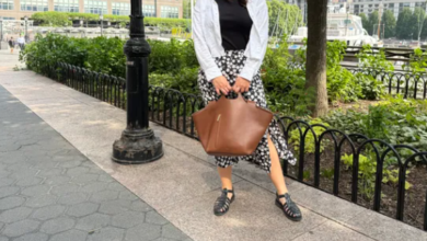 Women’s Leather Tote for Travel: A Practical Companion On the Go